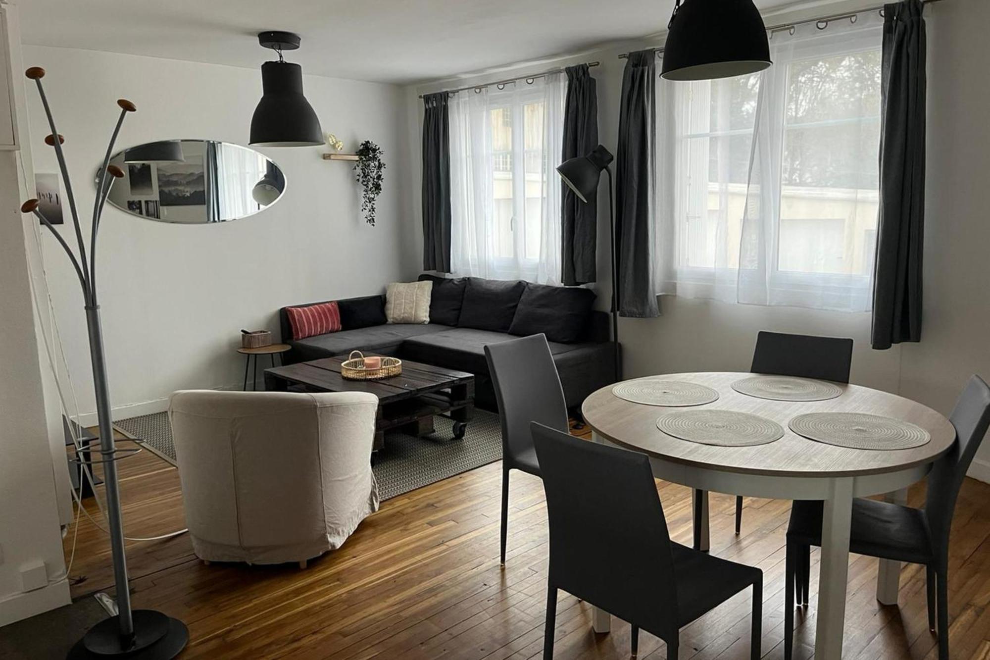Apartamento Charming Cozy Nest In Nantes Exterior foto