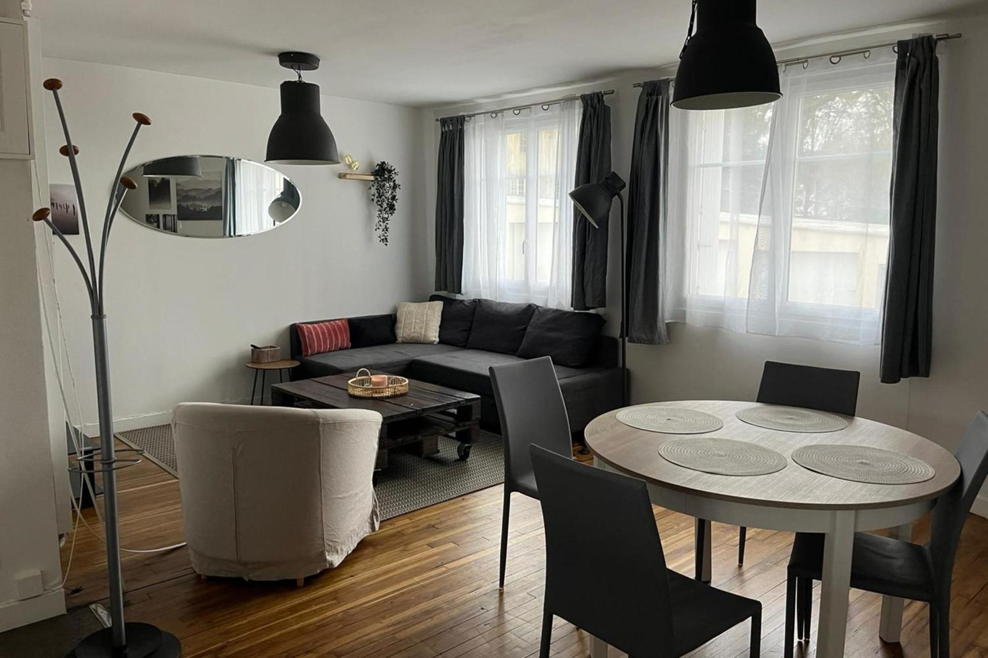 Apartamento Charming Cozy Nest In Nantes Exterior foto